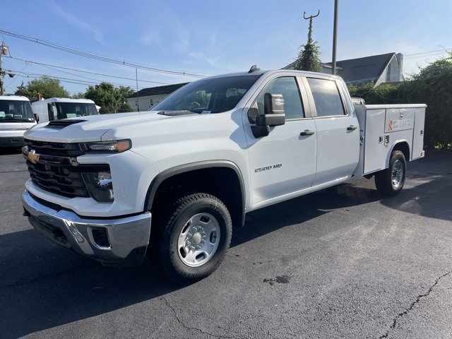 2024 Chevrolet Silverado 2500HD photo 3