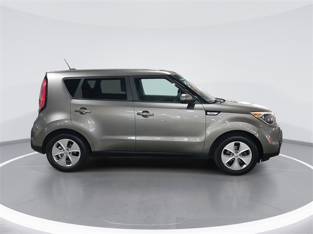 2016 Kia Soul Base photo 2