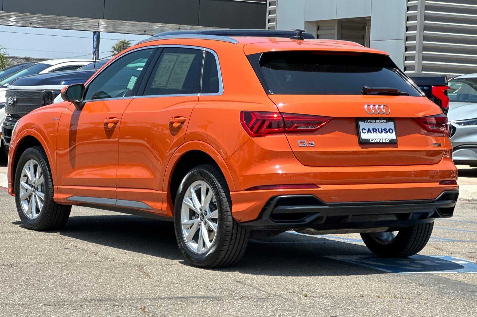 2022 Audi Q3 S line Premium Plus photo 5