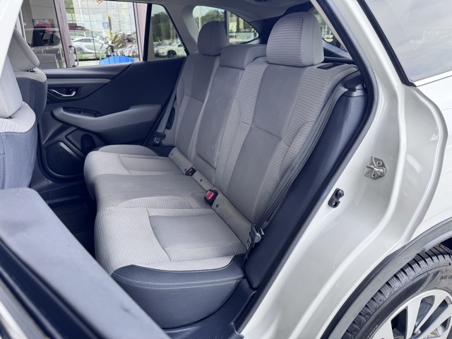 2020 Subaru Outback Premium photo 14