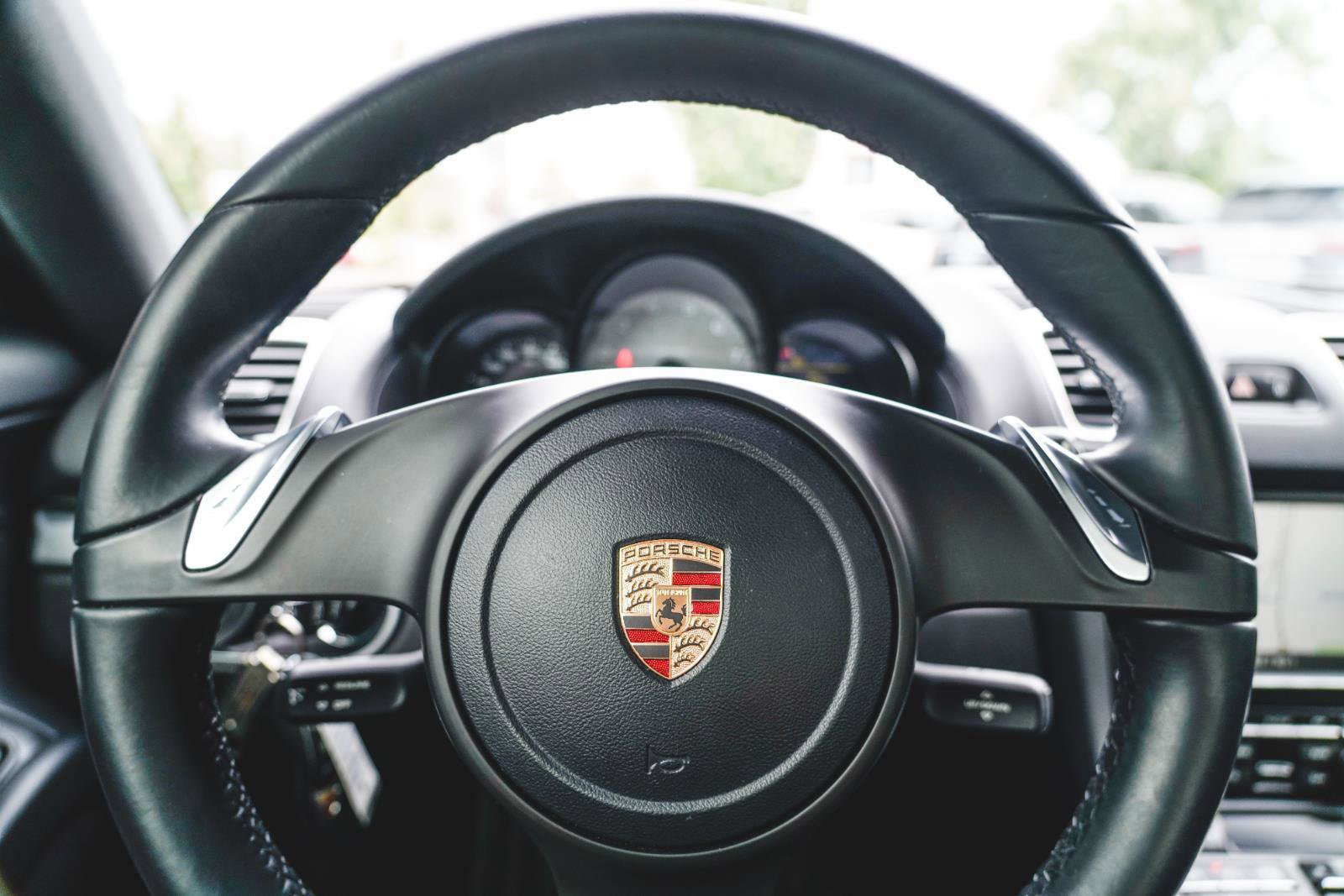 2014 Porsche Cayman S photo 18