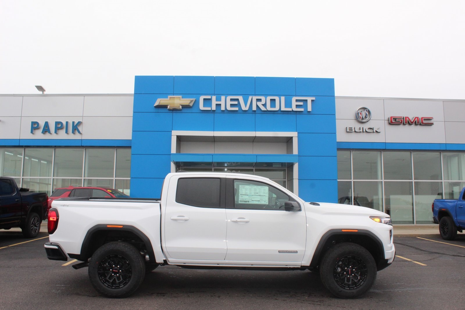 2026 GMC Canyon Elevation's photo