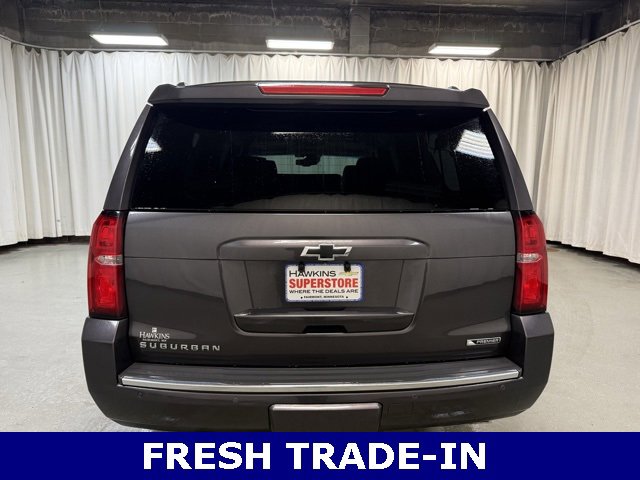 2017 Chevrolet Suburban Premier photo 4