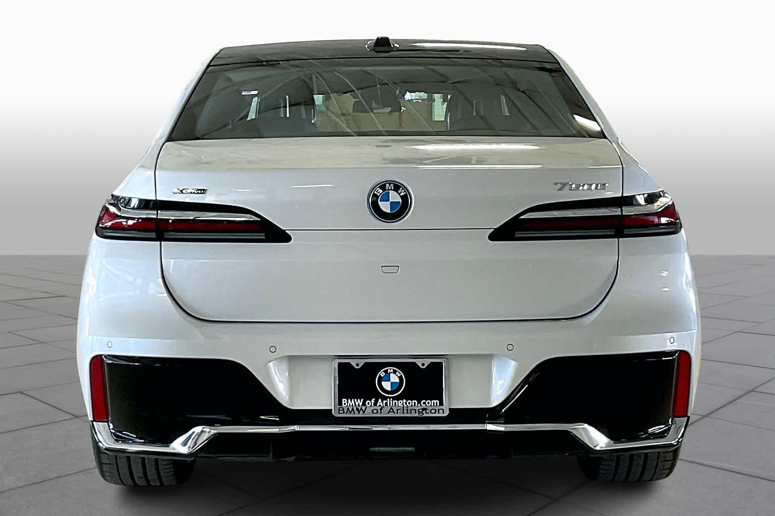 2025 Bmw 750e 750e xDrive photo 4