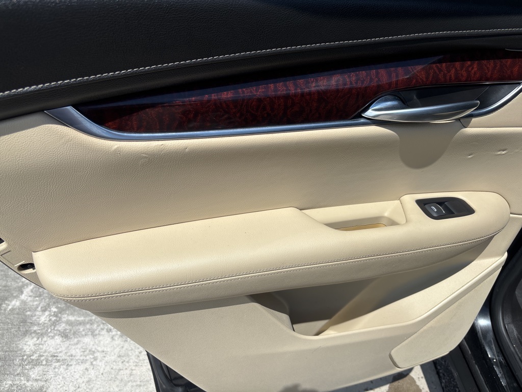 2018 Cadillac XT5 Luxury photo 16
