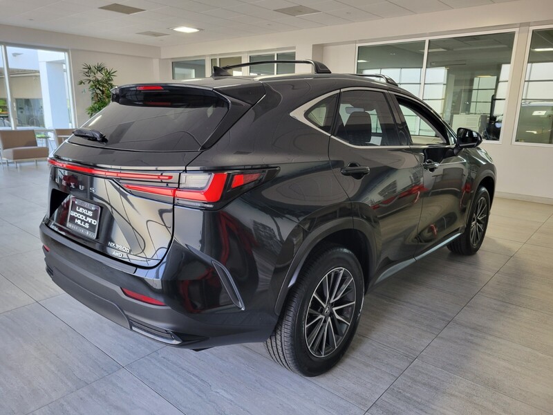 2025 Lexus NX 350h Premium AWD photo 4