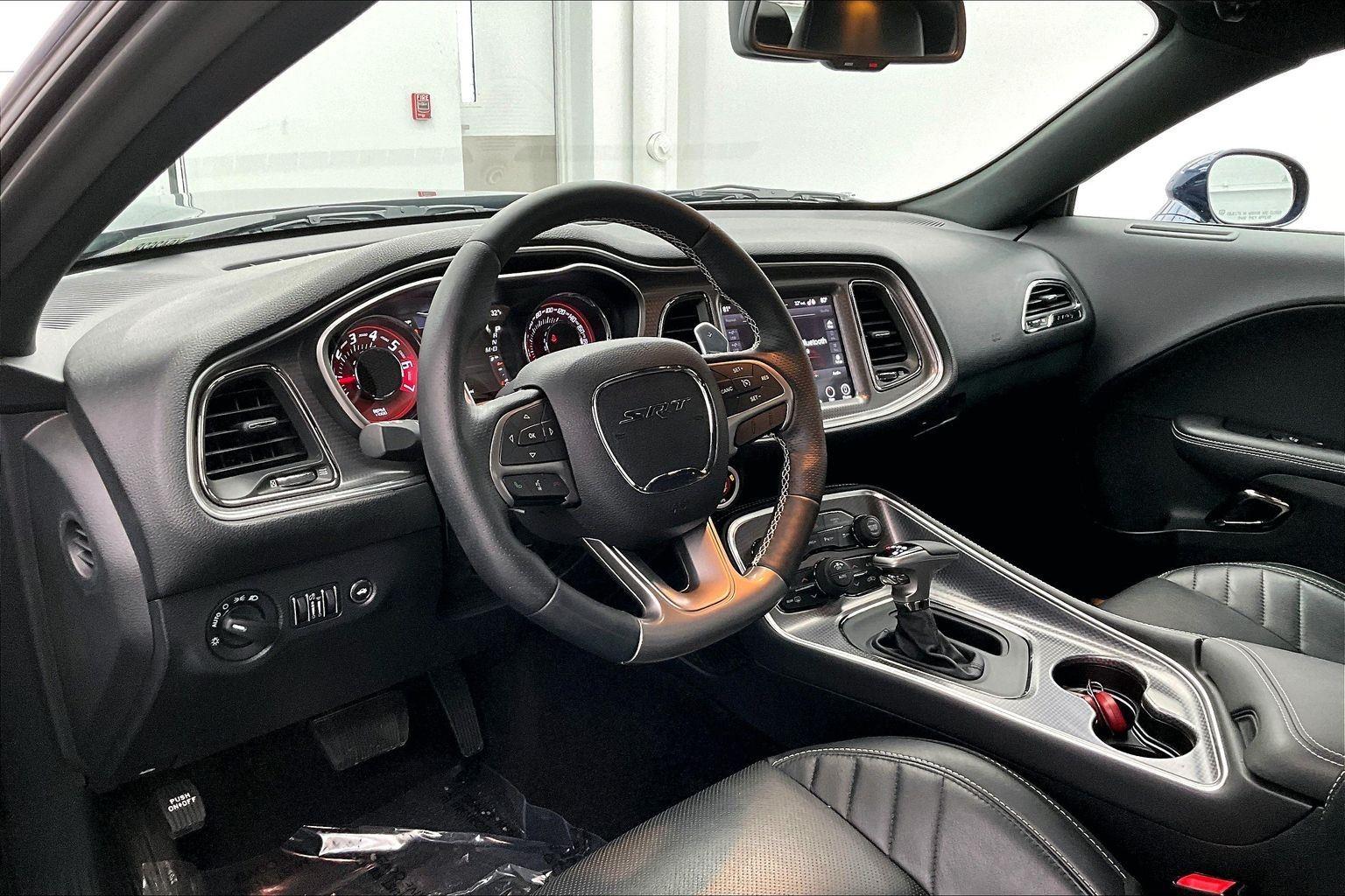 2017 Dodge Challenger SRT8 Hellcat photo 2