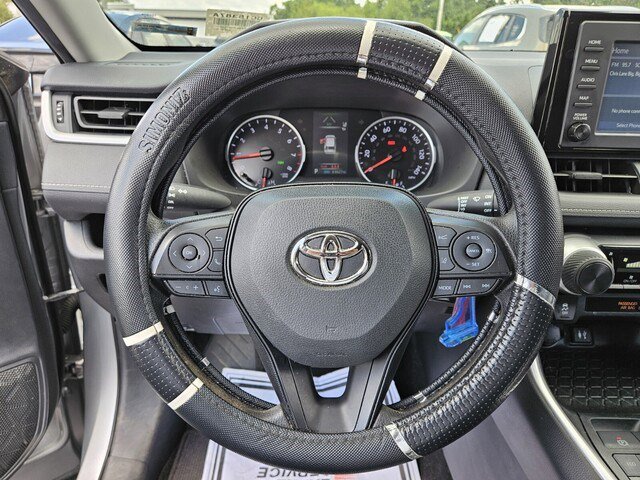 2019 Toyota RAV4 LE photo 24