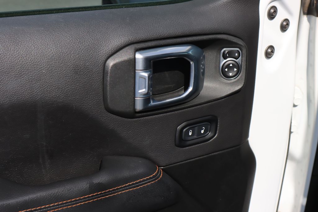 2022 Jeep Gladiator Mojave photo 15