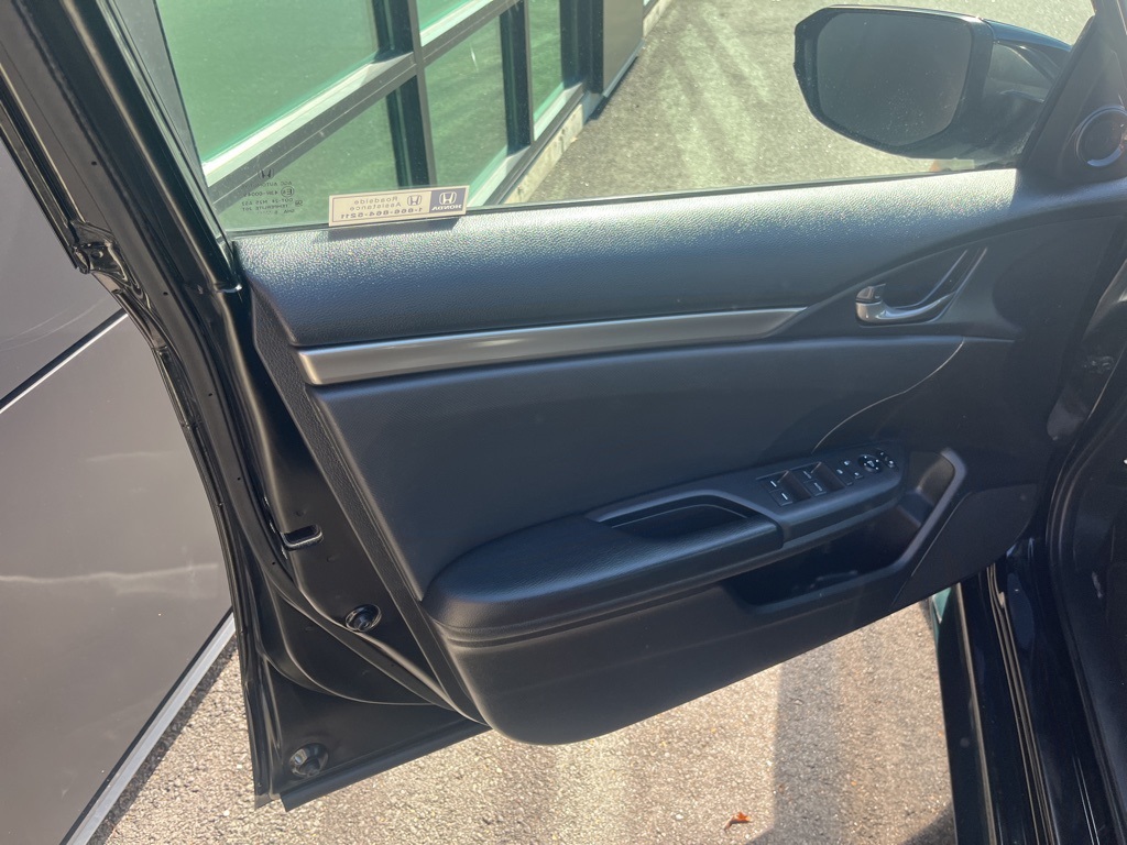 2021 Honda Civic Sport photo 13