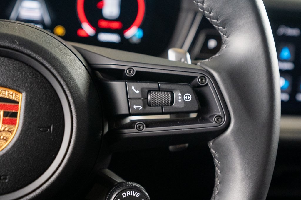 2024 Porsche Cayenne photo 29
