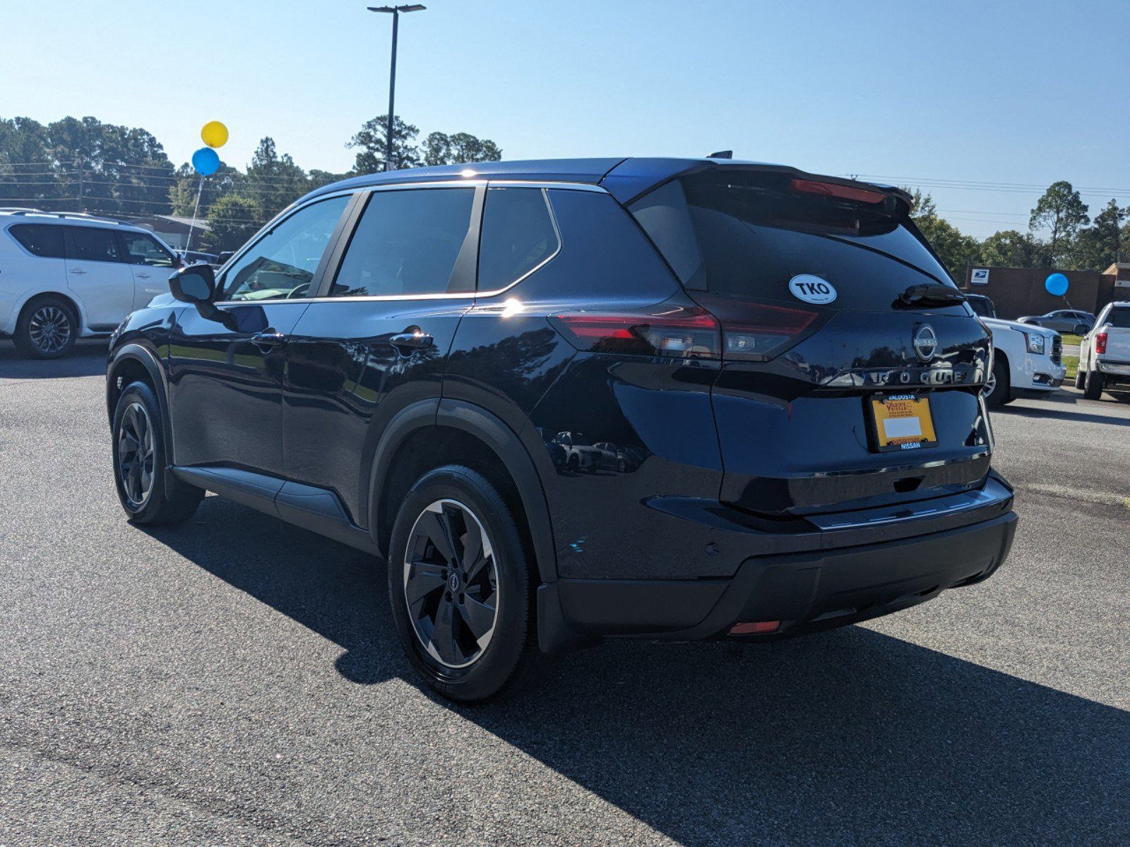 2026 Nissan Rogue SV photo 6