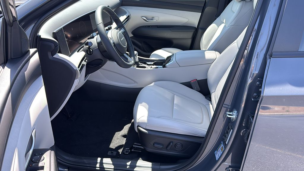 2025 Hyundai Tucson SEL Convenience photo 20