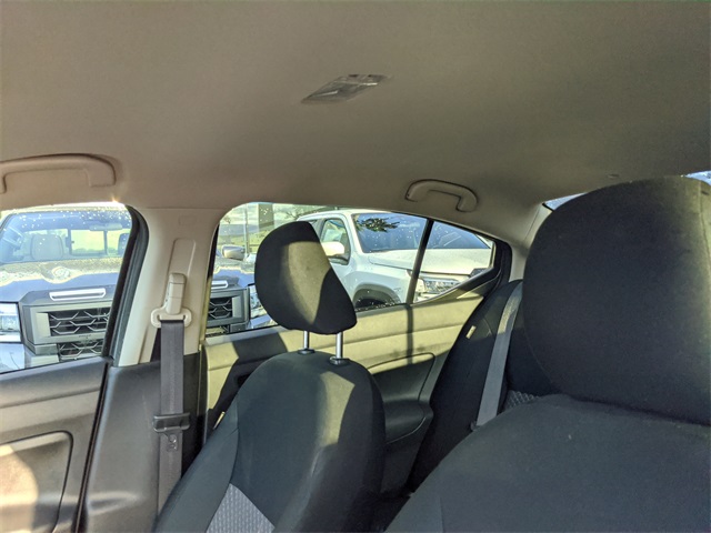 2024 Nissan Versa 1.6 S photo 17