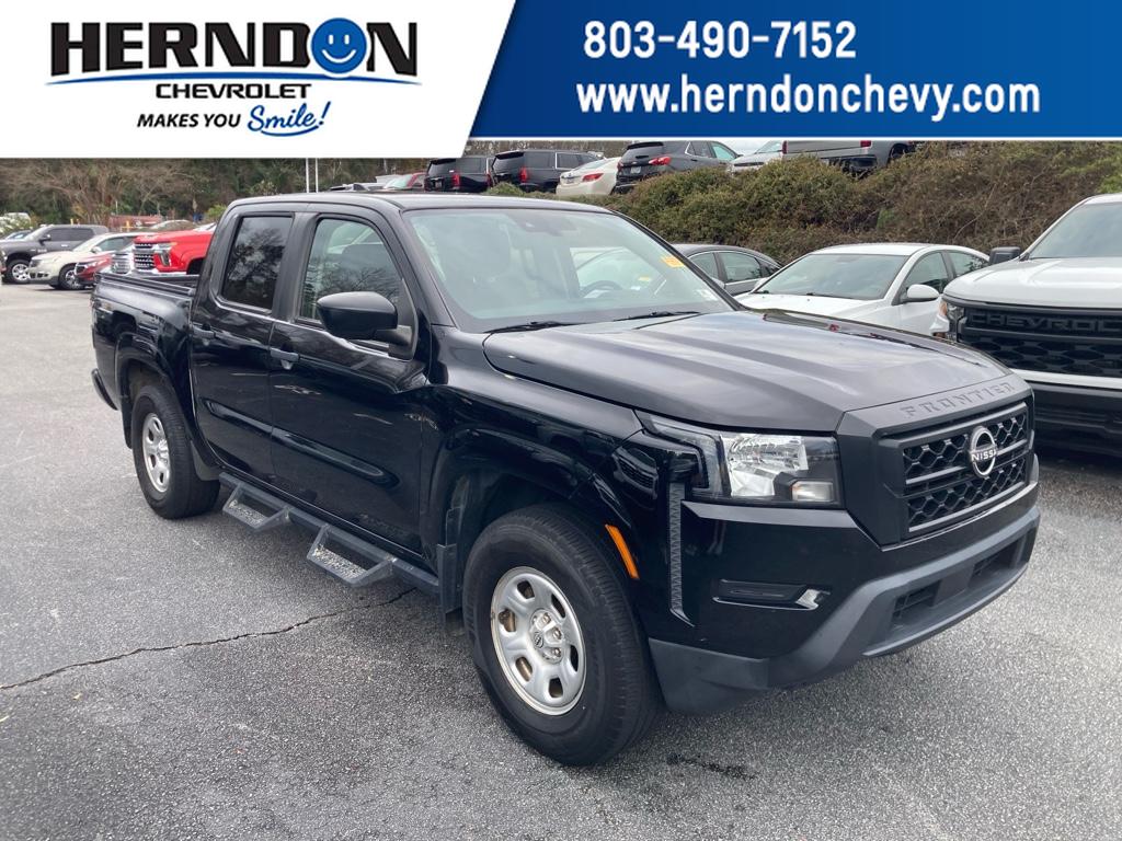 2022 Nissan Frontier S's photo