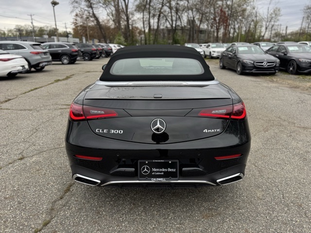 2025 Mercedes Benz CLE 300 4MATIC Cabriolet photo 3