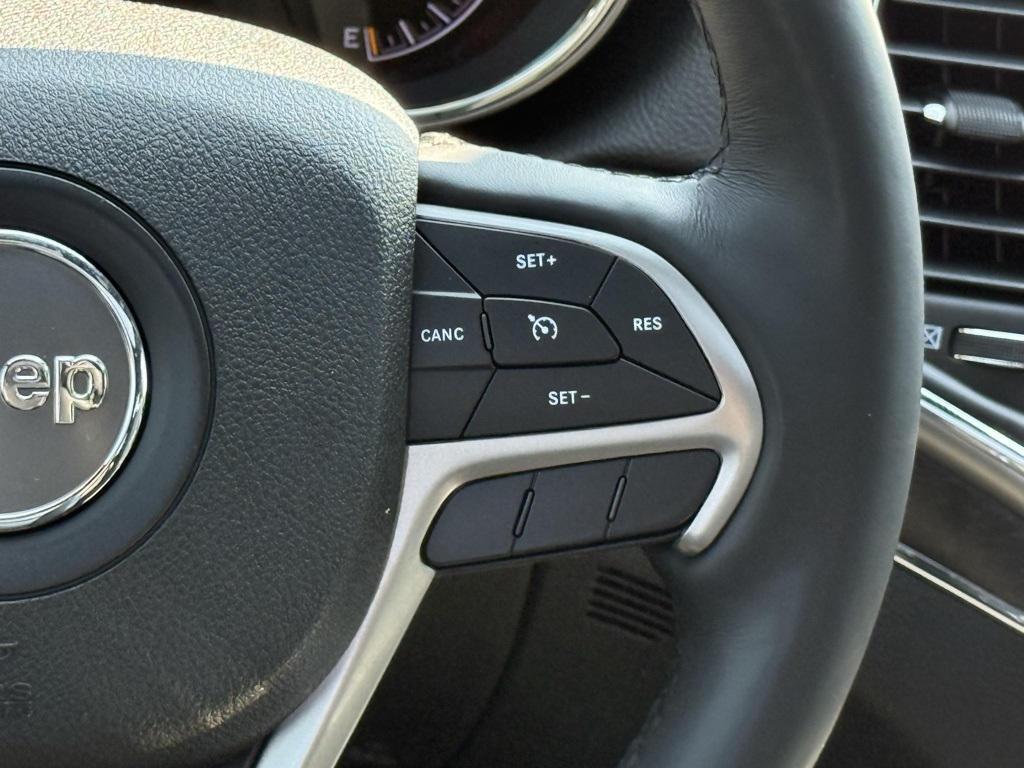 2018 Jeep Grand Cherokee Limited photo 23