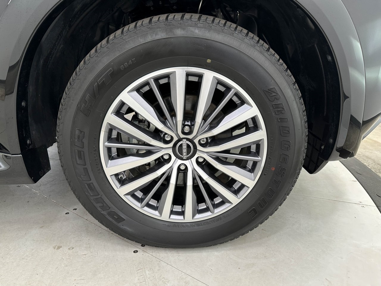 2024 Nissan Armada SL photo 25