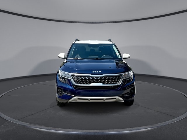 2023 Kia Seltos Nightfall Edition photo 2