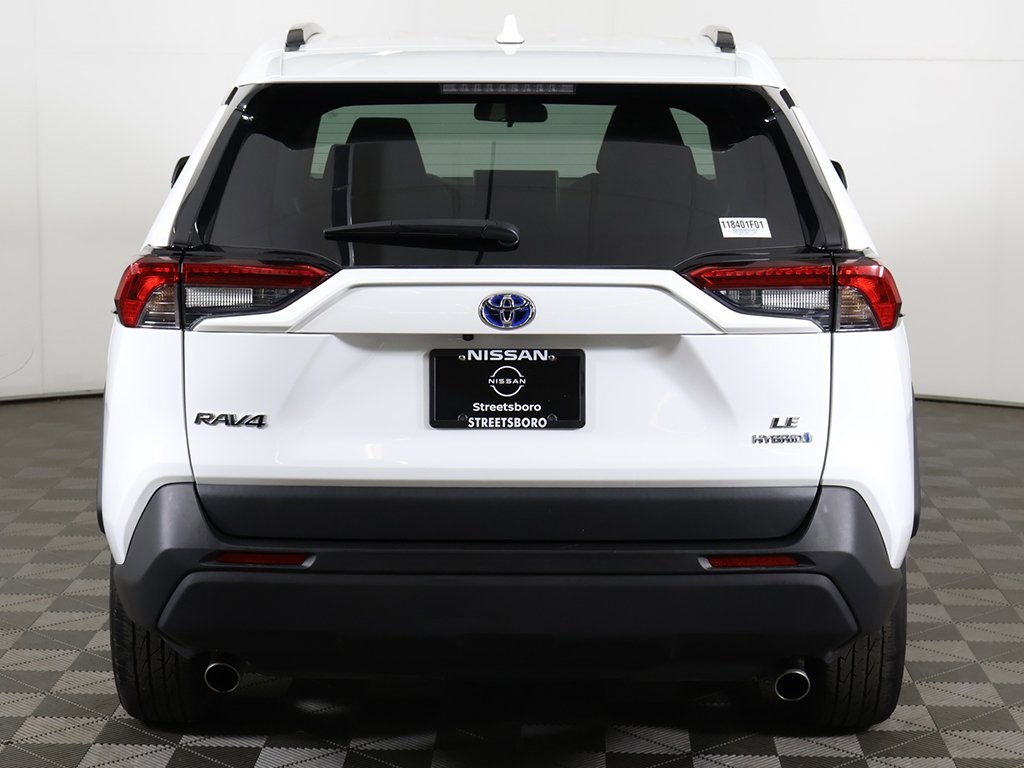 2024 Toyota RAV4 Hybrid LE photo 5