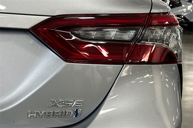 2023 Toyota Camry Hybrid XSE photo 27