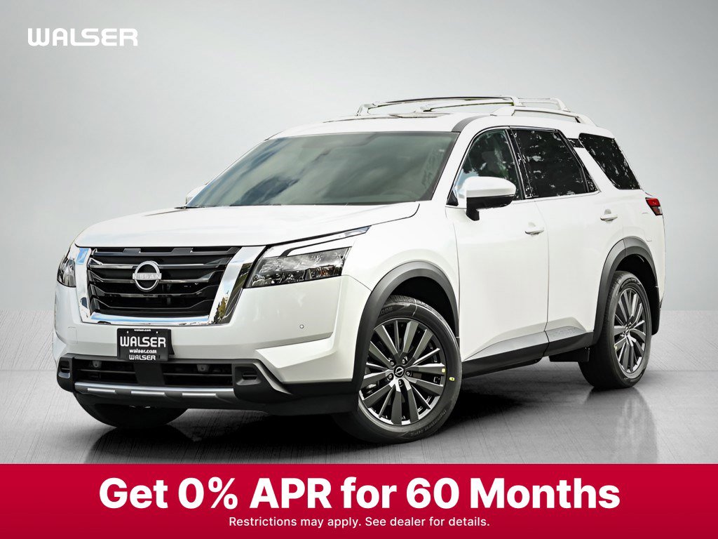 2025 Nissan Pathfinder SL's photo