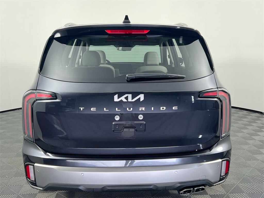 2025 Kia Telluride EX photo 4