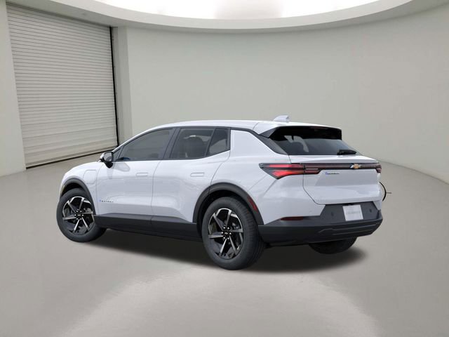 2026 Chevrolet Equinox LT photo 2