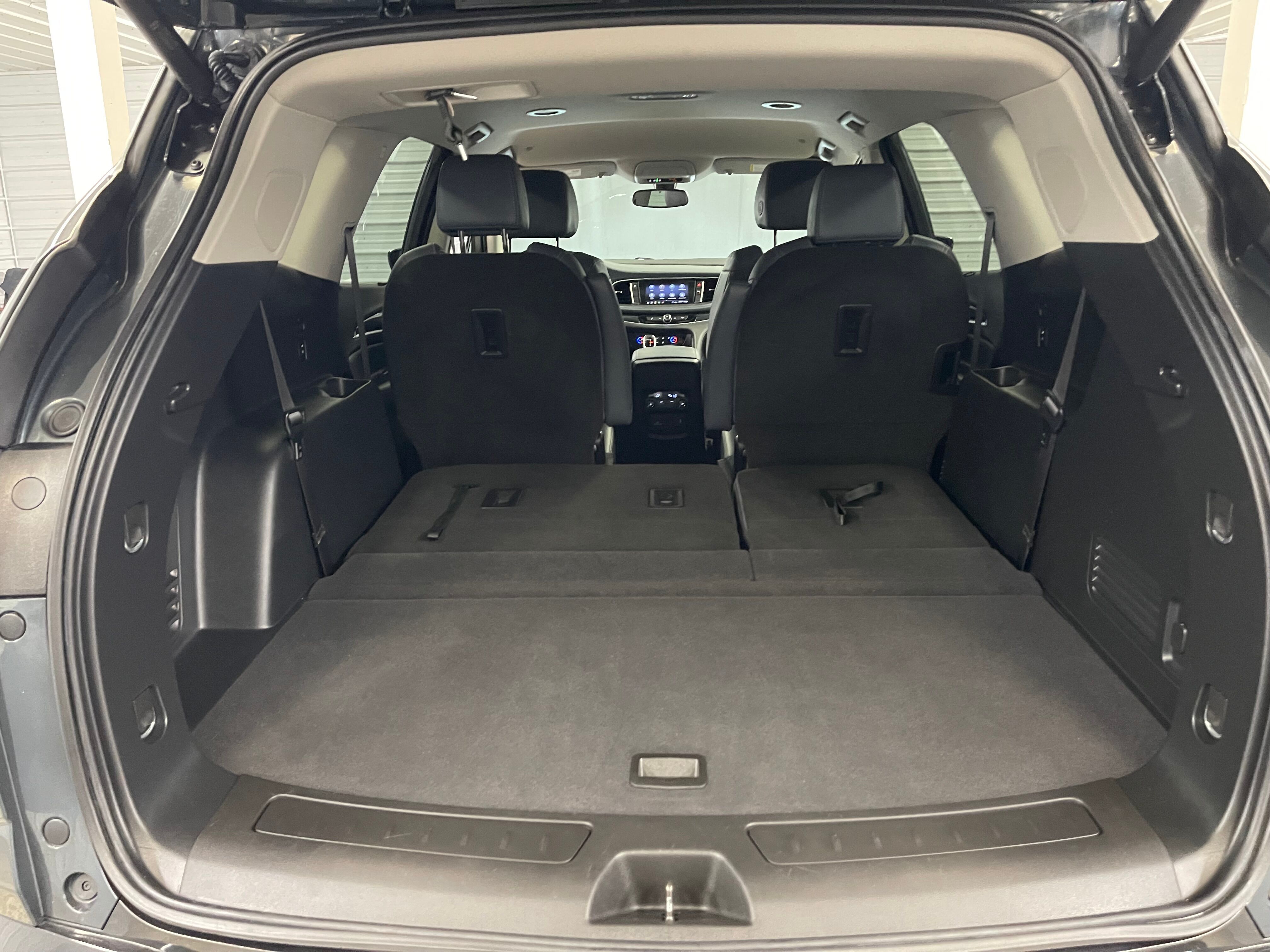 2020 Buick Enclave Essence photo 16