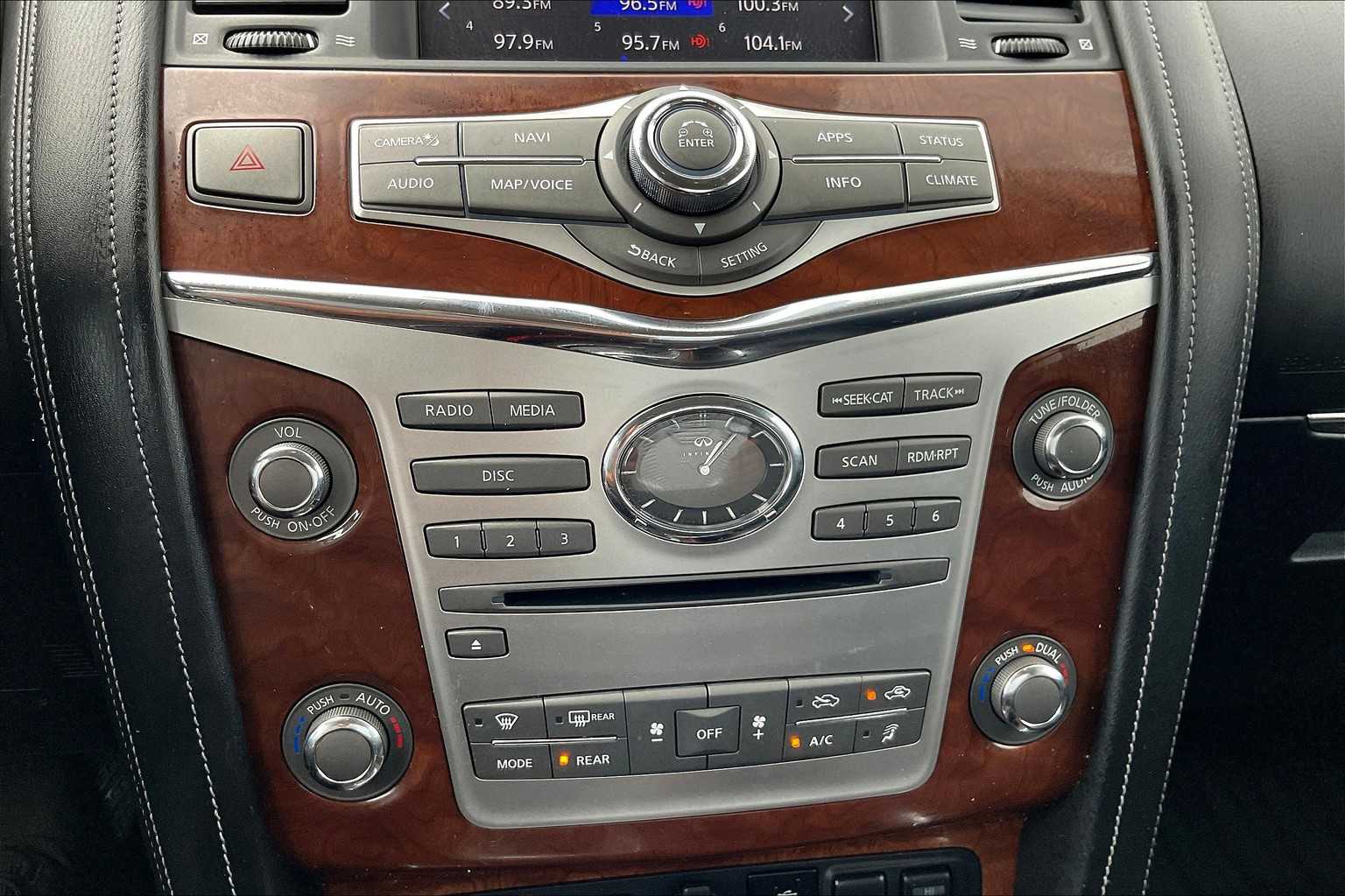 2019 Infiniti QX80 Luxe photo 32