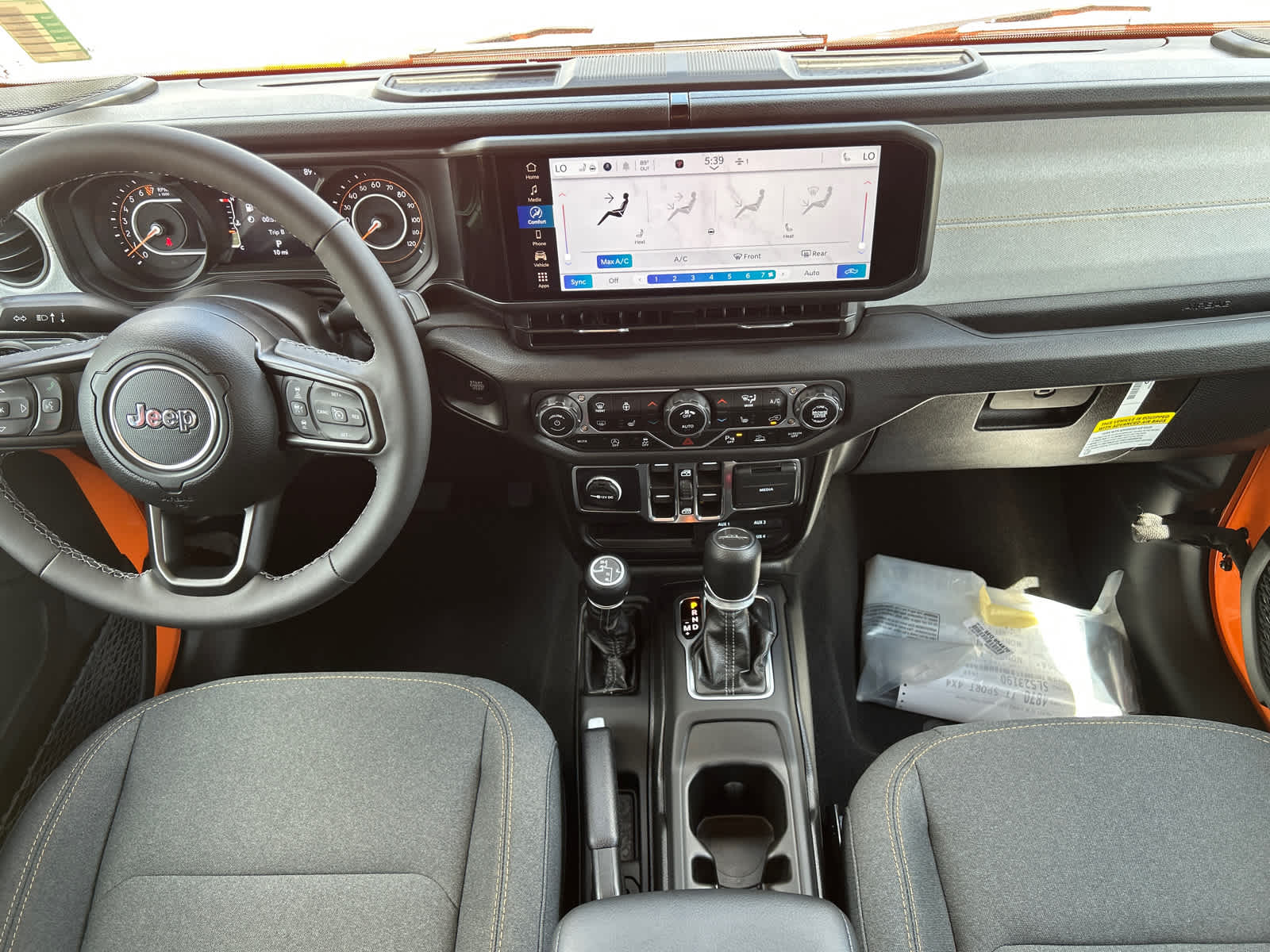 2025 Jeep Gladiator Willys Sport S photo 14