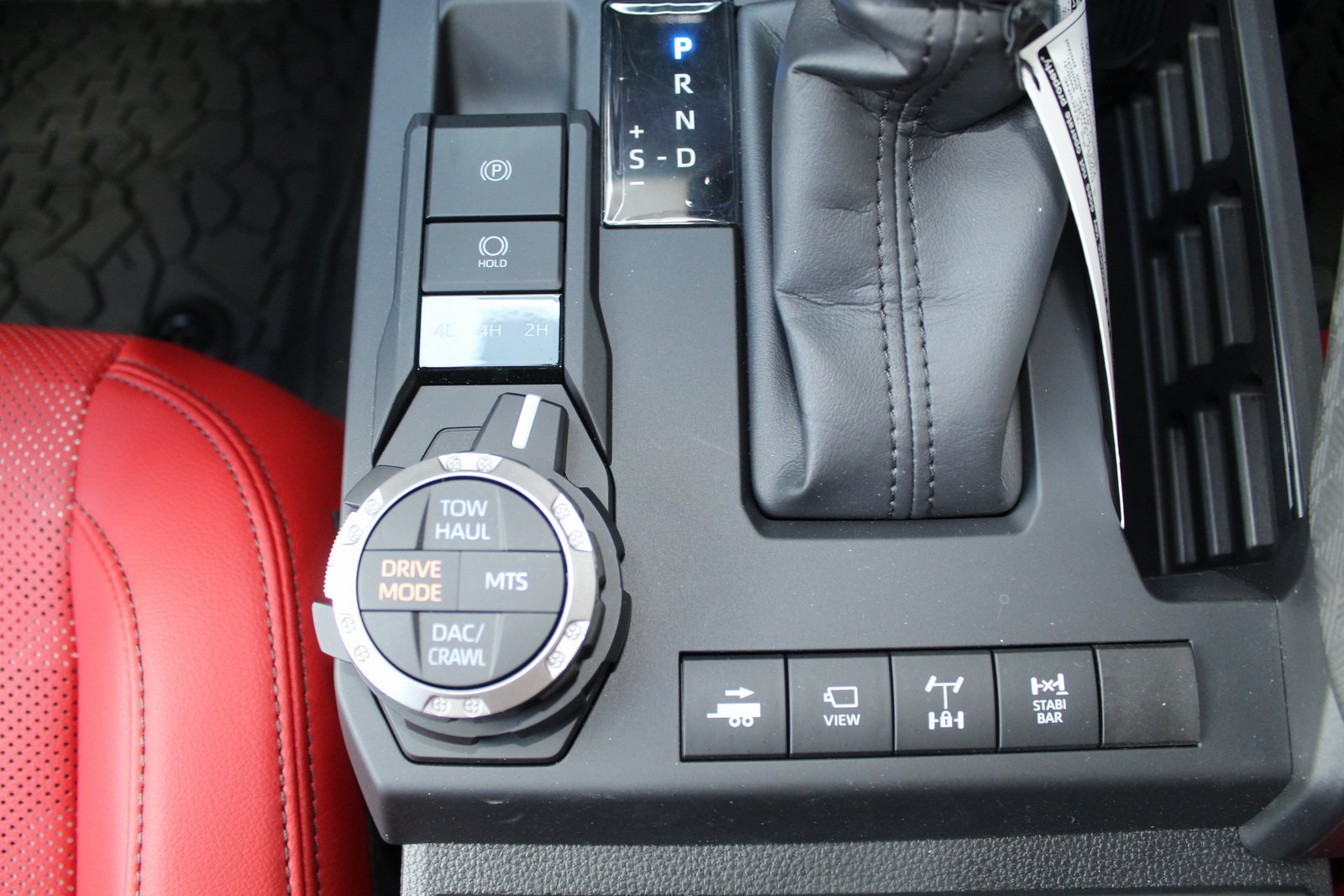 2025 Toyota Tacoma TRD Pro 4x4 photo 28