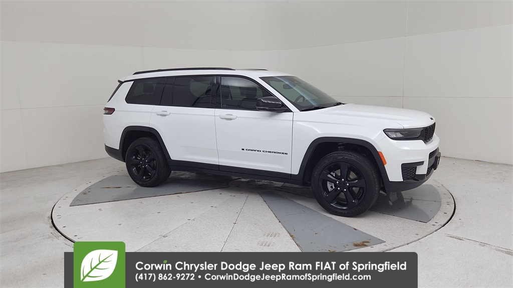 2024 Jeep Grand Cherokee Altitude X photo 2