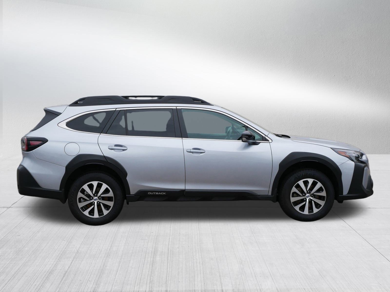 2025 Subaru Outback Premium photo 8