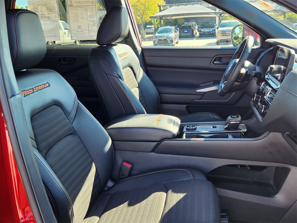 2023 Nissan Pathfinder Rock Creek photo 16