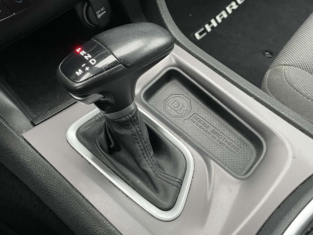 2022 Dodge Charger SXT photo 23