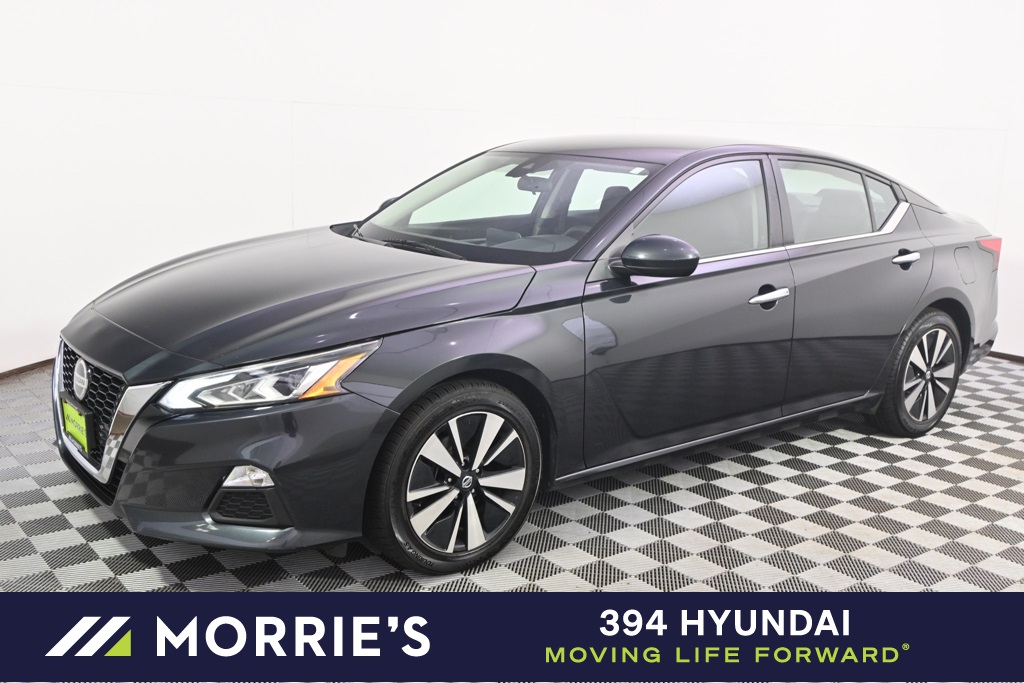 Used 2022 Nissan Altima SV with VIN 1N4BL4DV6NN392611 for sale in St. Louis Park, Minnesota