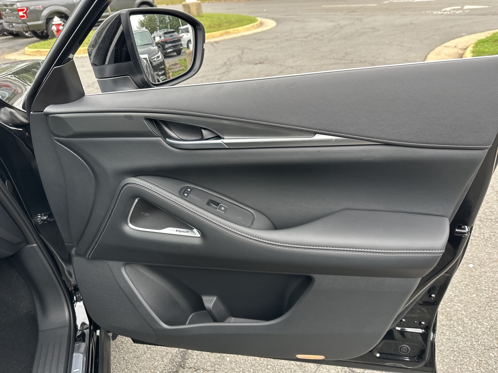 2026 Infiniti QX60 Luxe AWD photo 25