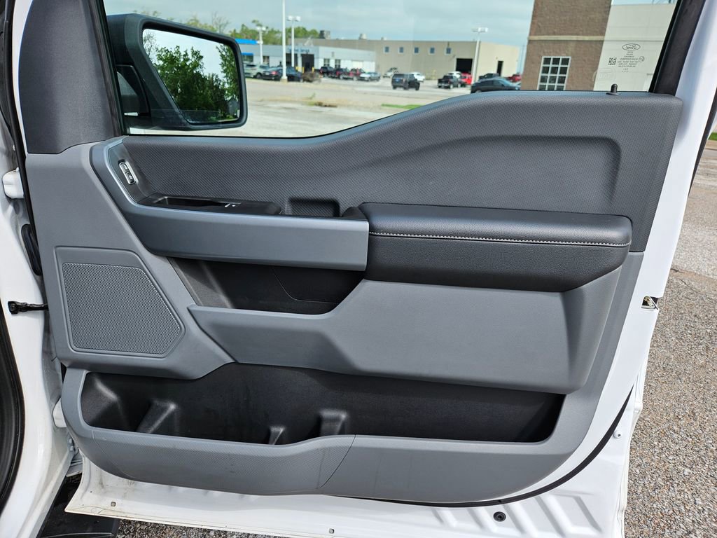2023 Ford F-150 XLT photo 28