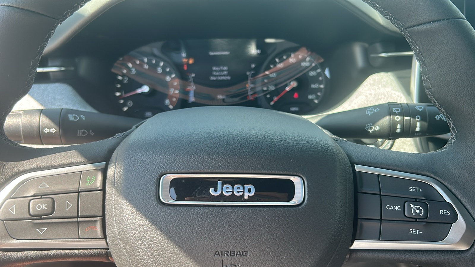 2025 Jeep Compass Latitude photo 15