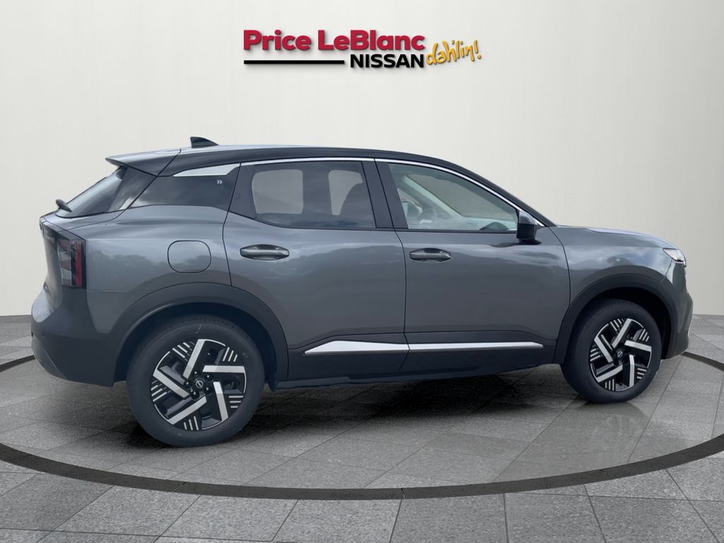 2025 Nissan Kicks SV photo 5