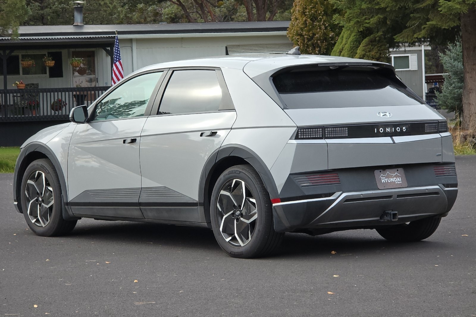 2023 Hyundai Ioniq 5 SEL photo 3