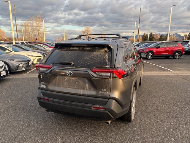 2021 Toyota RAV4 Hybrid LE photo 2