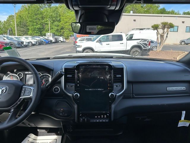 2025 Ram 2500 Big Horn photo 25