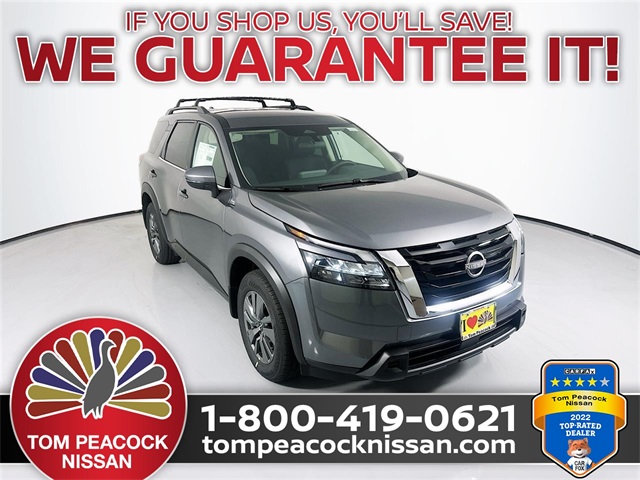 2025 Nissan Pathfinder SV's photo