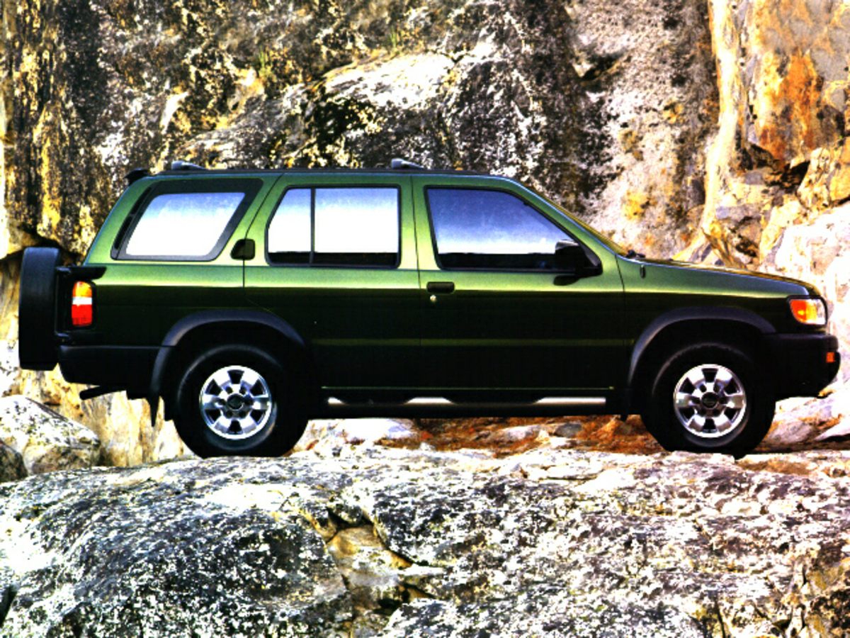 1996 Nissan Pathfinder's photo