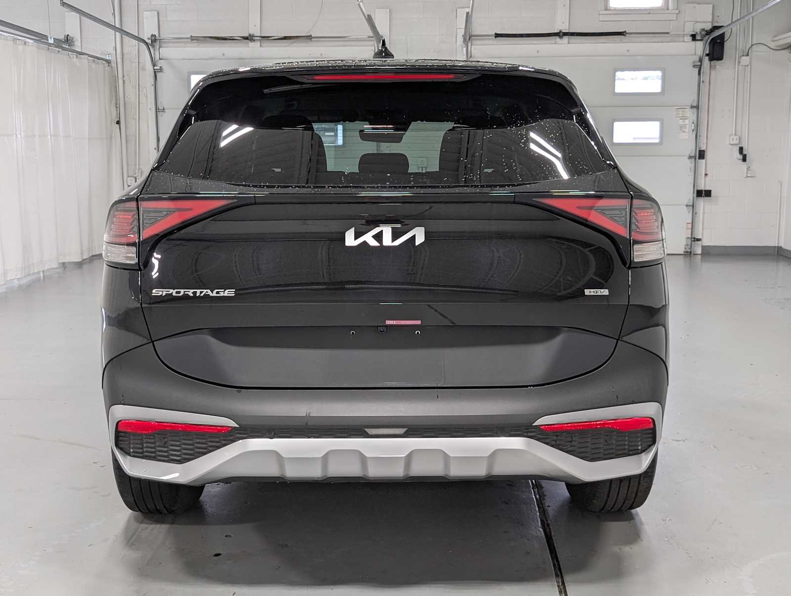2023 Kia Sportage Hybrid LX photo 4