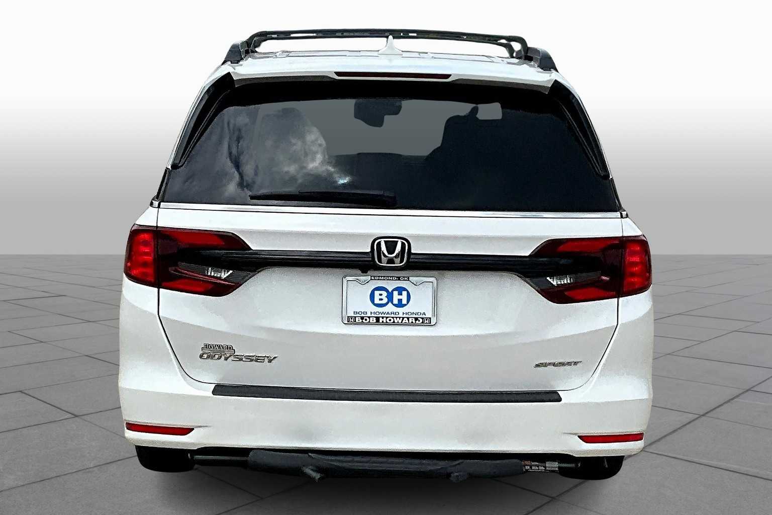 2024 Honda Odyssey Sport photo 4