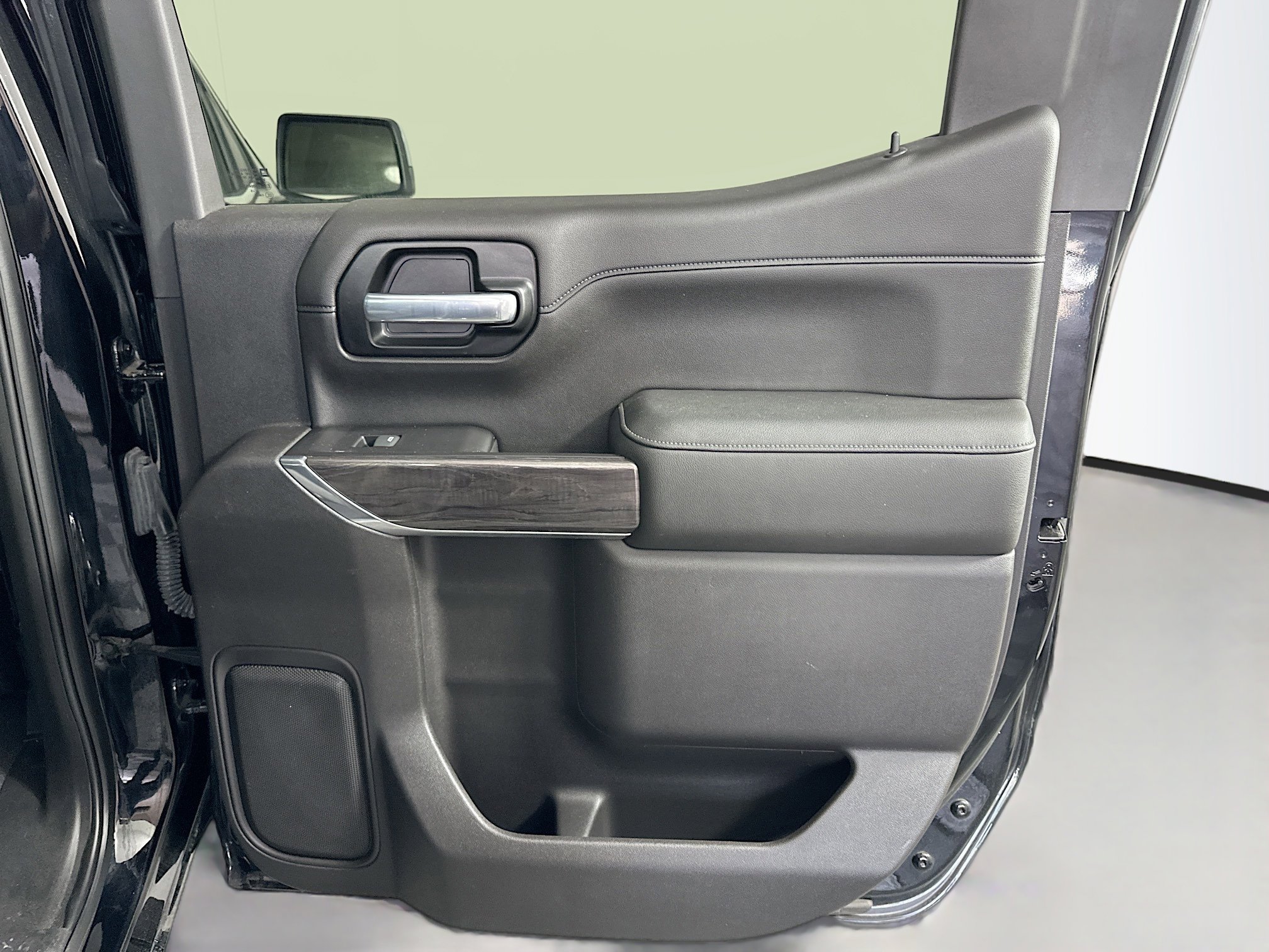 2019 Chevrolet Silverado 1500 LTZ photo 30