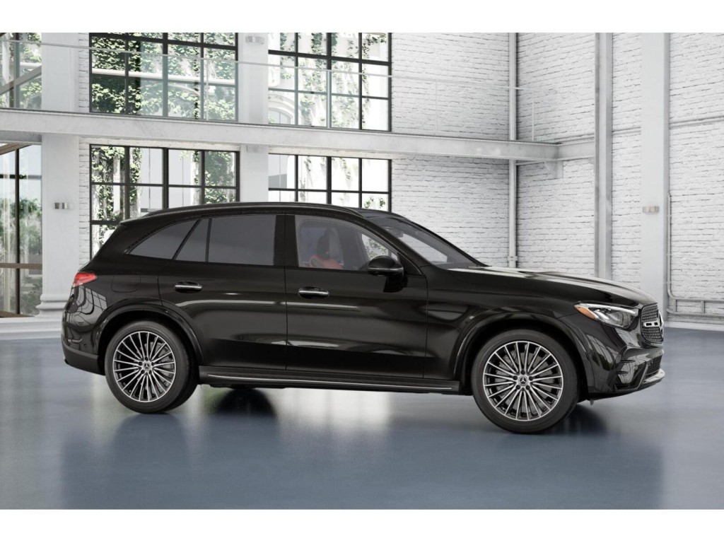 2026 Mercedes Benz GLC 300 photo 13
